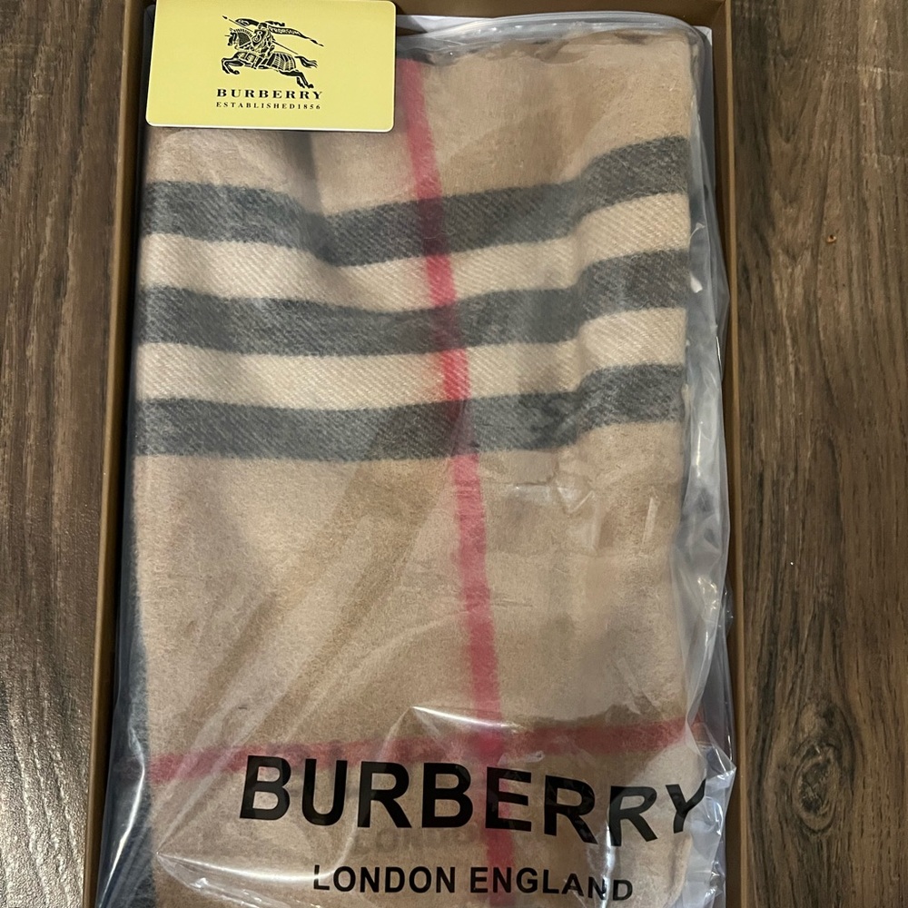 Burberry London tan & brown cashmere scarf